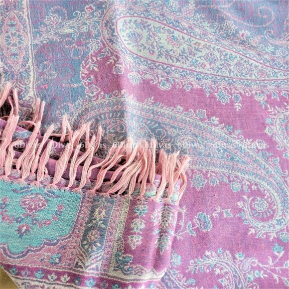 Large Oversize Wrap Around Light Pink Woolen Shawl - Picture 8 of 9